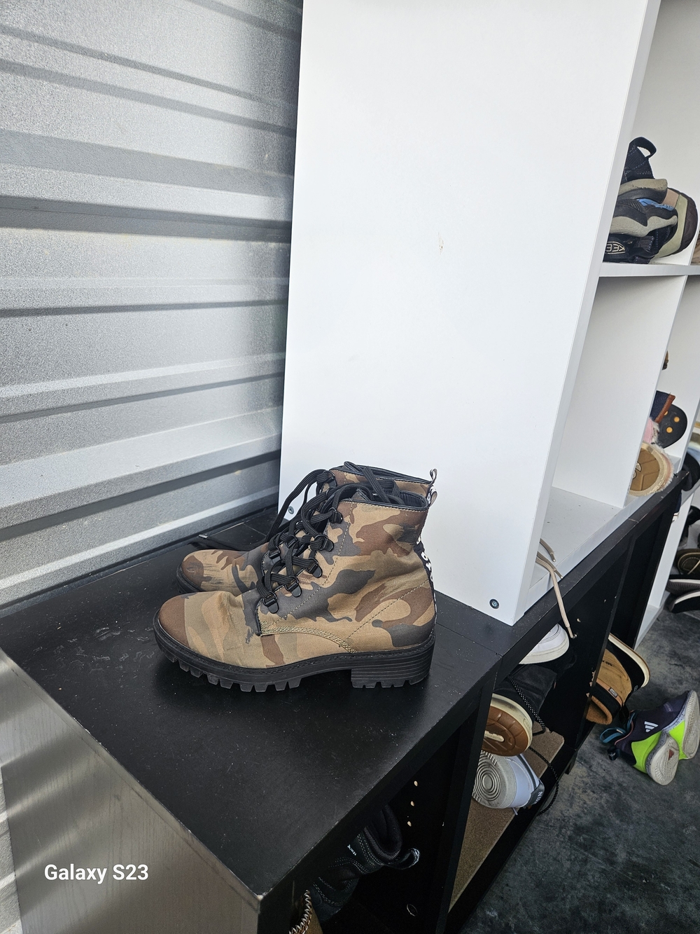Kendall + Kylie Women's 8.5 Camo Combat Boots Green Chunky Lug Sole Lace Up